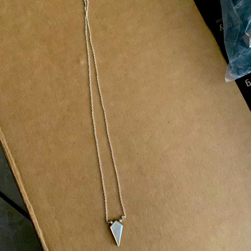 Jaipur germ necklace with a little beautiful germ on it